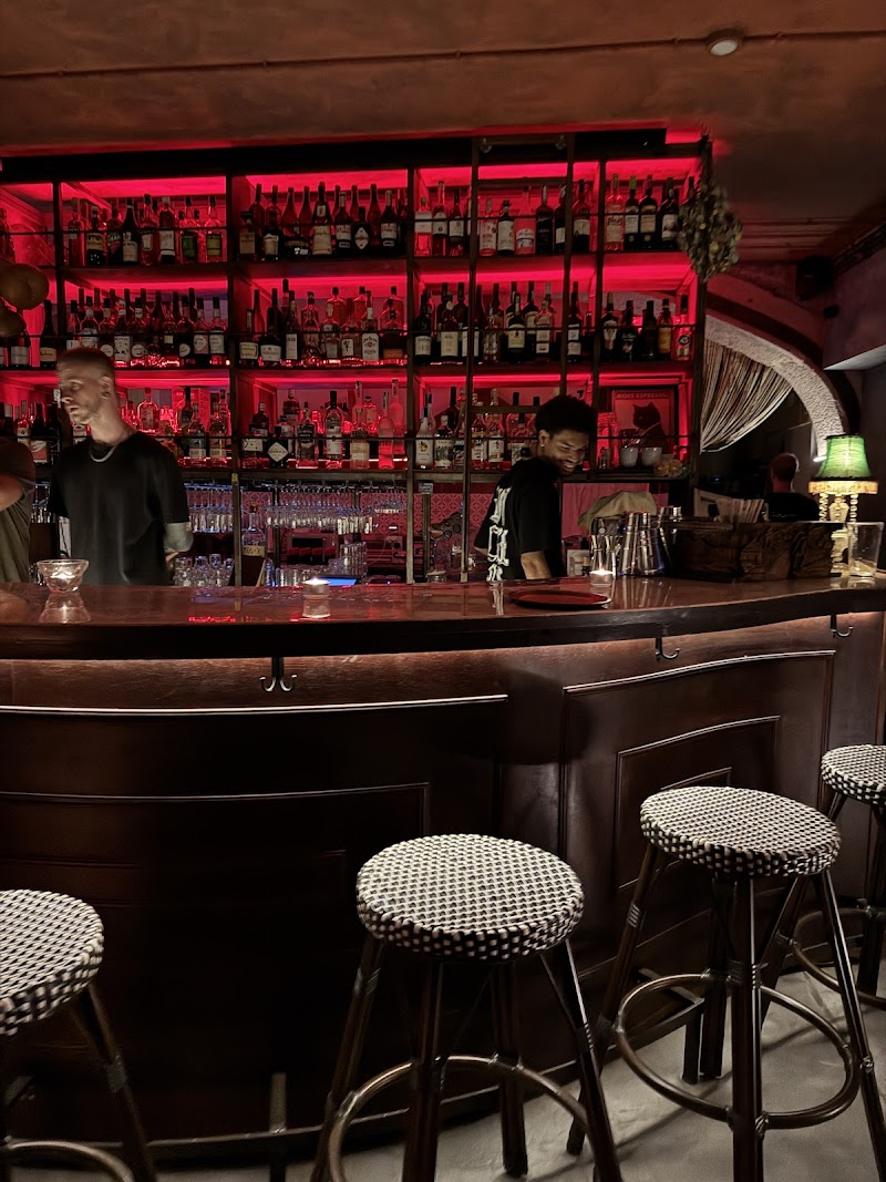 Arco Cocktail Bar & Café - foto 3